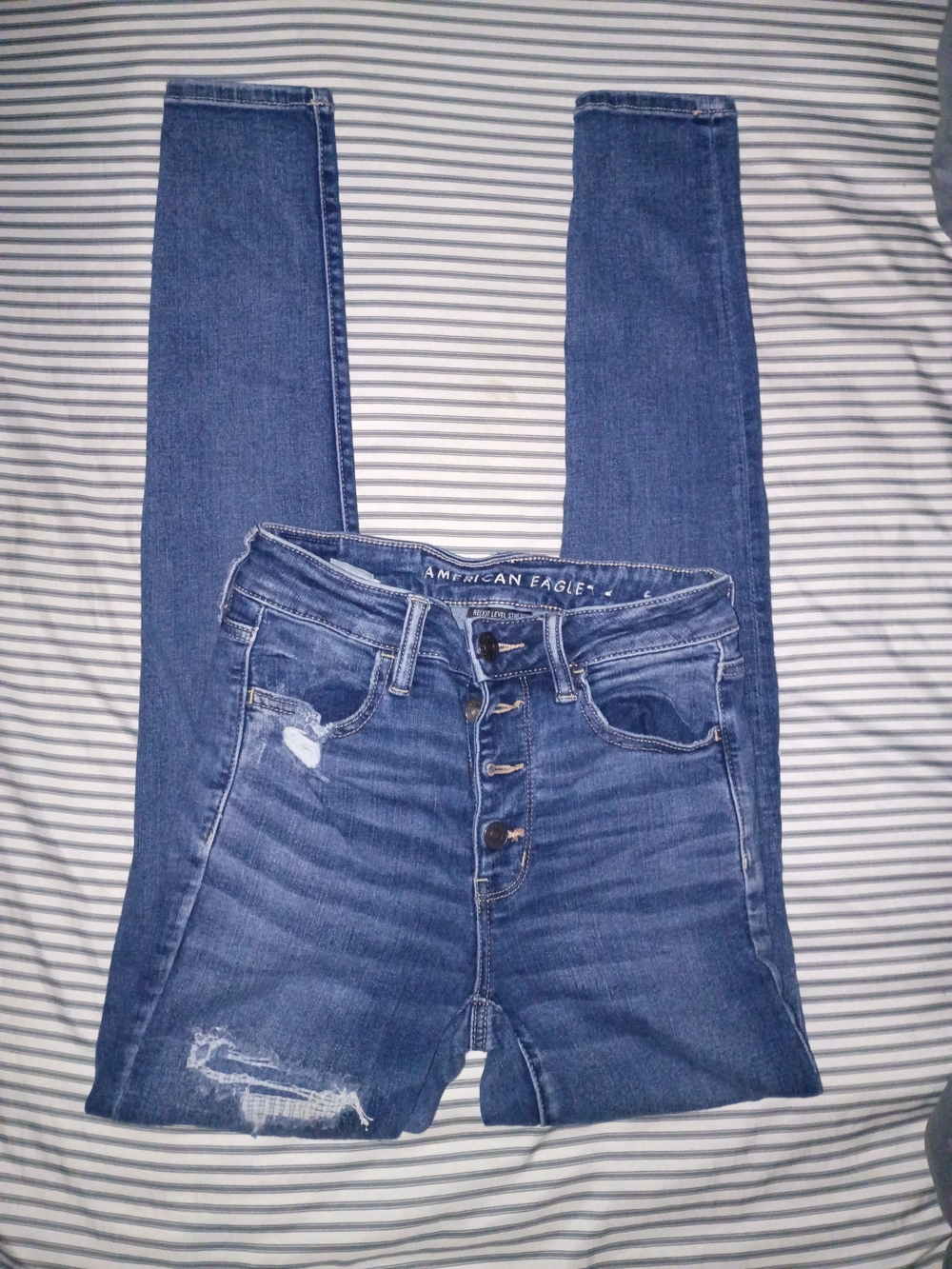 American Eagle Outfitters High-Rise Jegging Jeans Size 6 Long